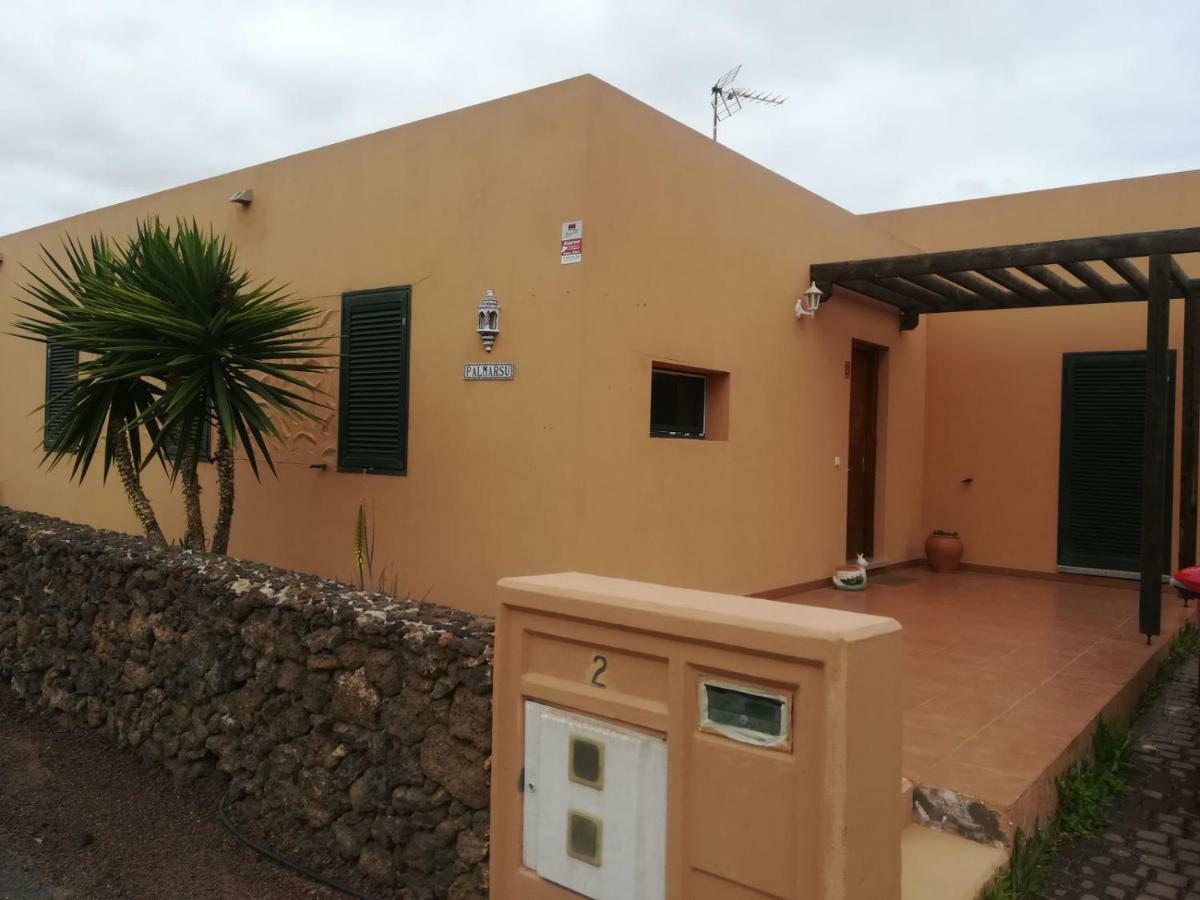 Villa Palmarsu La Oliva Exterior foto